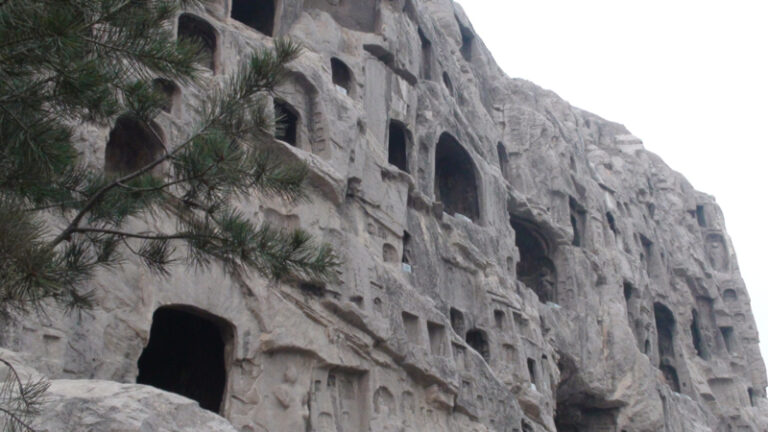 #192 : Explorer les grottes aux 100 000 Bouddhas à Longmen